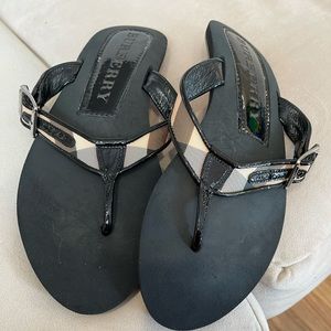 Burberry flip flops
